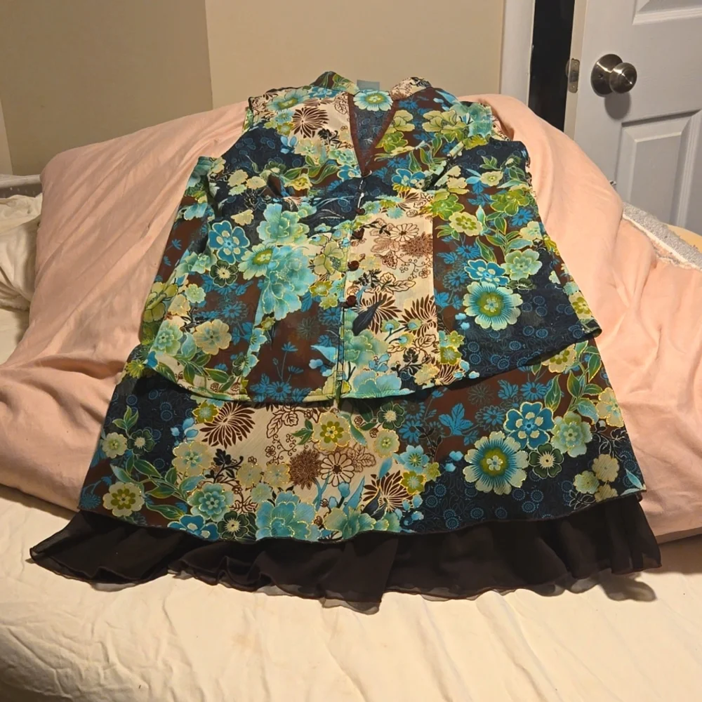 2pcs skirt/top set - Picture 1 of 4